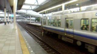 JR西日本225系5000番台E510編成発車&E513編成到着