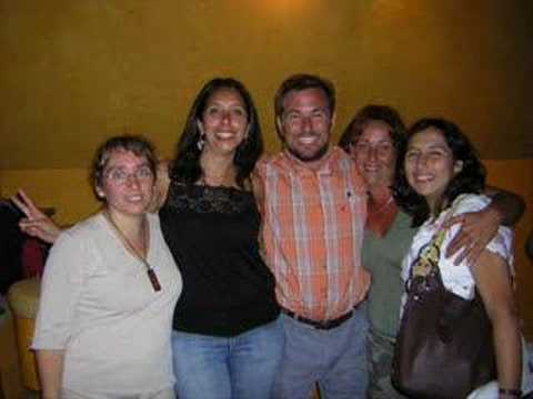 Cena-reunión casi 20 años video phone é a continuação de telephone