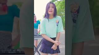 Era Syaqira  Ngelabur Langit