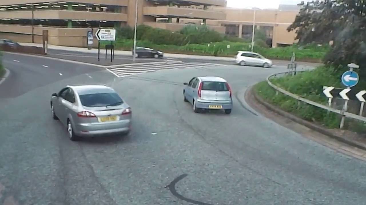 stagecoach-gold-x4-bus-ride-into-peterborough-bus-station-july-2016