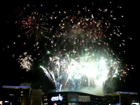 2011 夢時代跨年煙火秀.wmv
