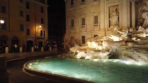 4K Night View - Fontana di Trevi, Rome, Italy "Trevi Fountain at the center of Rome"