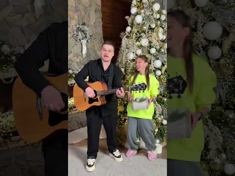 Новогодняя песня от Саши