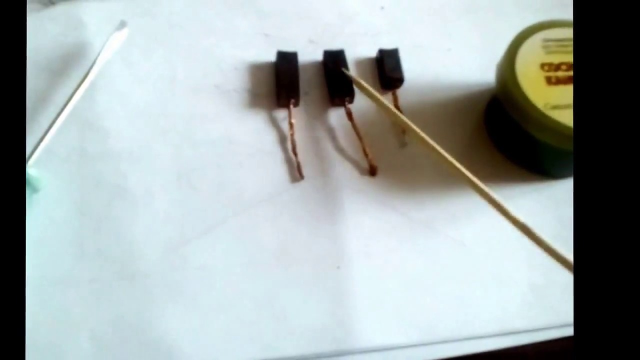 Простой ремонт регулятора напряжения Гранта, Калина и т п - YouTube