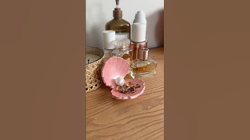 The cutest Sea shell trinket dish! 🌸🐚 Super easy to make!  #airdryclay #clay #trinketdish #diy