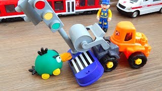 Машинка Каток и Светофор Обзор игрушек машинок Видео для детей про машинки игрушки Машинка Каток и Светофор Обзор игрушек машинок Видео для детей про машинки игрушки