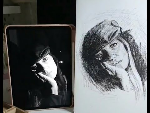 Dibujo Chica Boina Con Carboncillo De La Que Pinta BCN Dibujo Dibujopersonalizado Autoretrato 