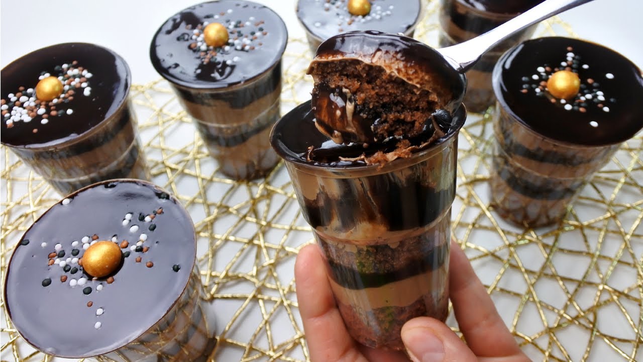 تحلية لي دايرة حالة فالفايسبوك بنة رهيبة مقادير بسيطة كؤوس الشكولاطة الباردة بدون شوكولا مثل المحلات