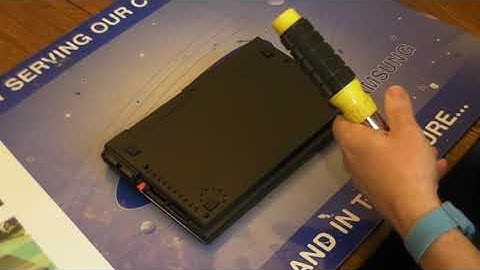 Sinclair ZX Spectrum Omni 128HQ Battery & Screen Install