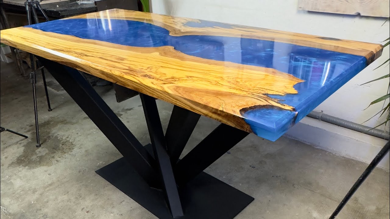 Художественный поделки: оливковый стол с синей металлической смолой – подробное руководство