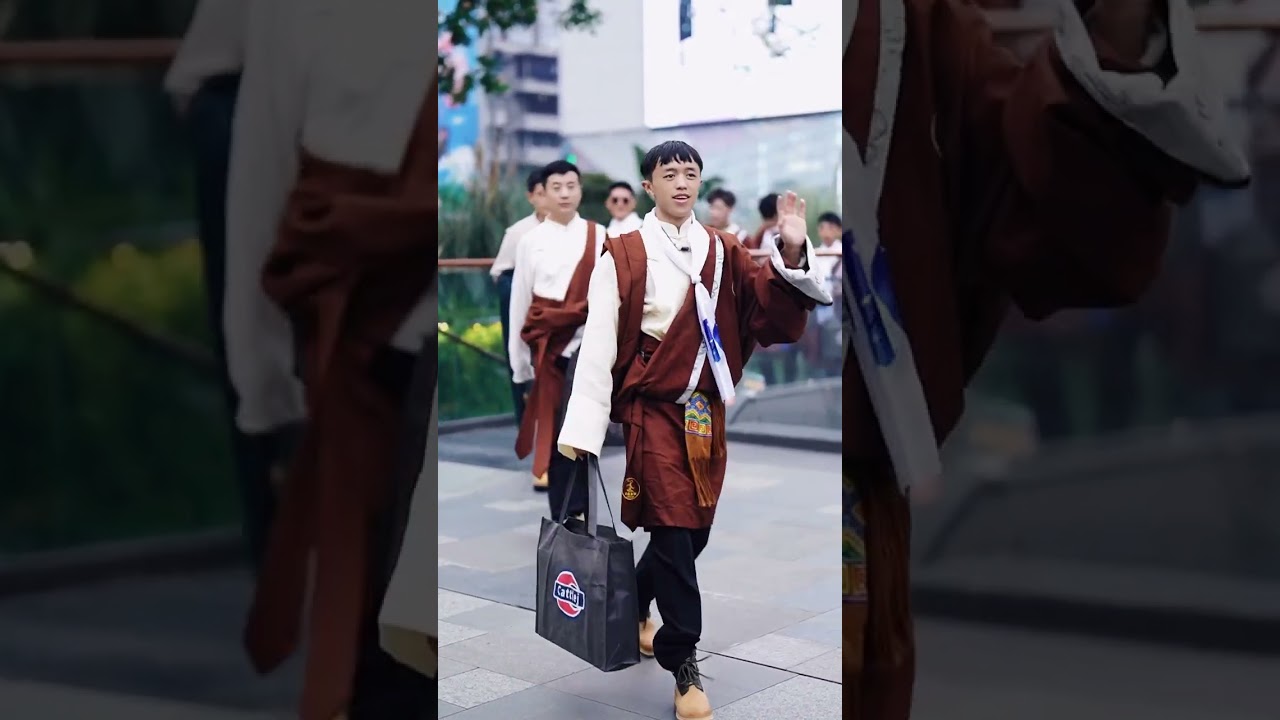 Photographer Yunfeng, Tibetan clothing, a nation capable of singing and dancing, Tibetan robe, cheo