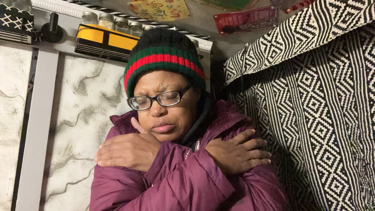 🔴 Van Life || TRYING TO STAY WARM IN MY VAN DURING THIS TexasArctic Freeze