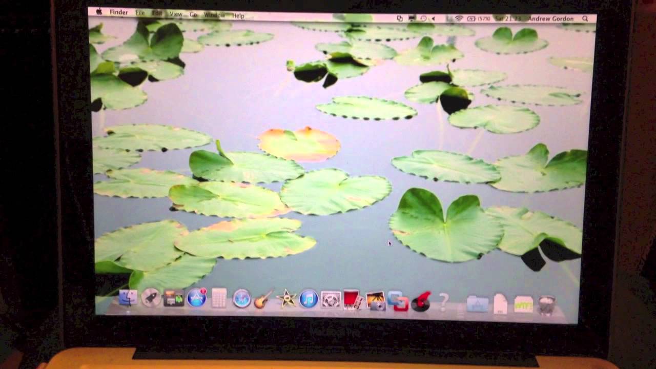 Macbook Pro won't boot after 10.7.5 update - YouTube