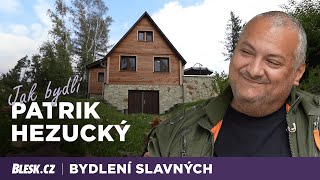 Patrik Hezucký bydlí v pohádkové mini chatičce! | Bydlení slavných
