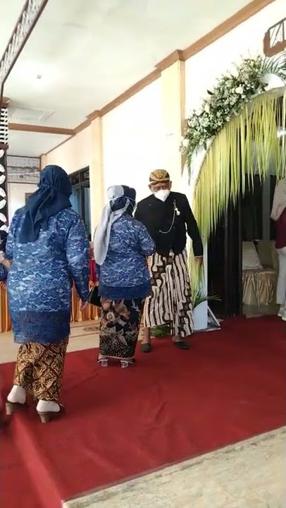 AMONG TAMU , ALA SURAKARTA