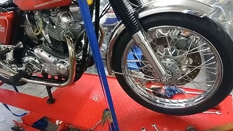 Norton Commando 850 MKIII Service and Recommissioning. Part 28: Finishing Touches