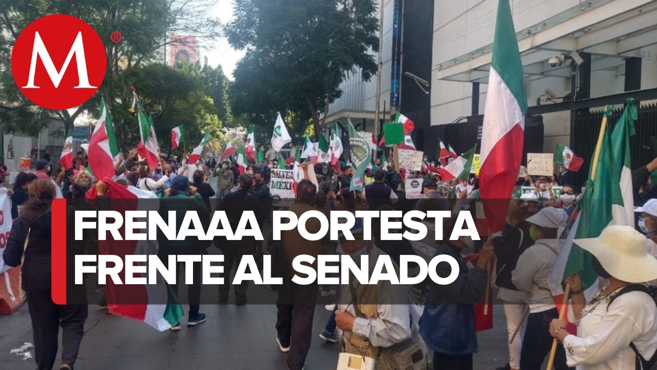 En CdMx, integrantes de FRENAAA protestan frente a Senado - YouTube
