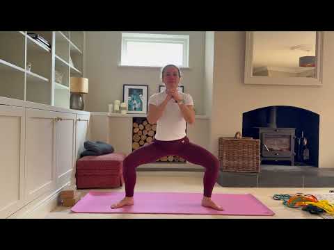 Bodyweight Yoga for Strength (19:16)