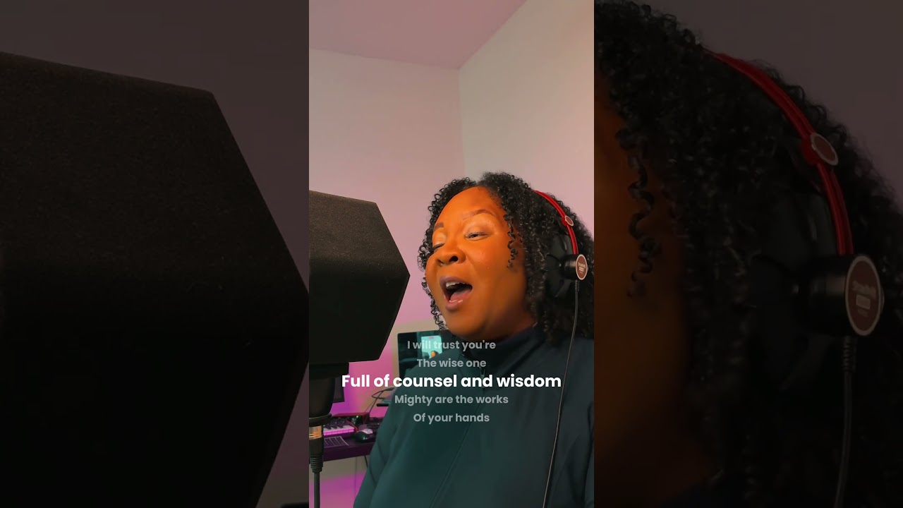 Your Hands - Donielle Houston | Christian Music Short #gospelmusic