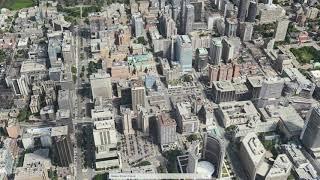 FLYING OVER TORONTO [WITH 3D FLYOVER]