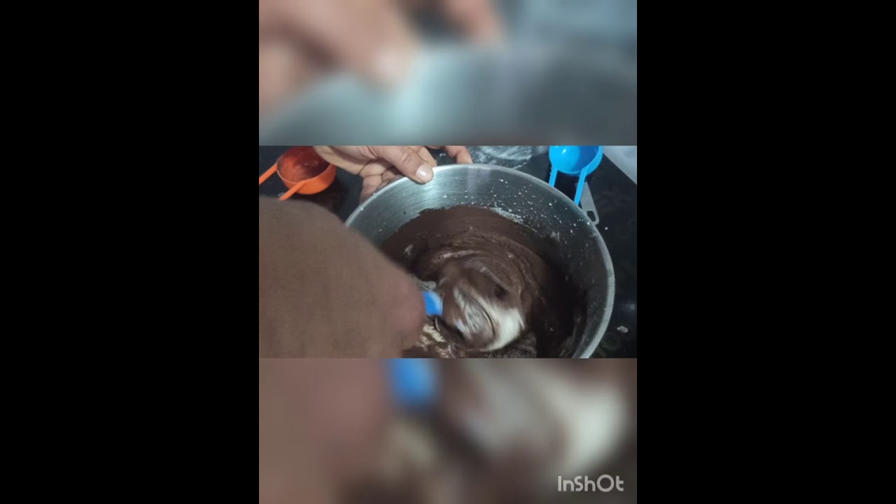 #طريقة عمل الكيكه البركانيه مع الصوص