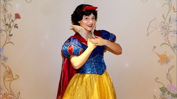 We Meet Snow White at Disneyland Hotel in NEW Dress - A Disney Royal Encounter  - Disneyland Paris