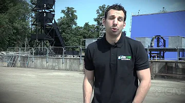 How do I become a film extra UK?