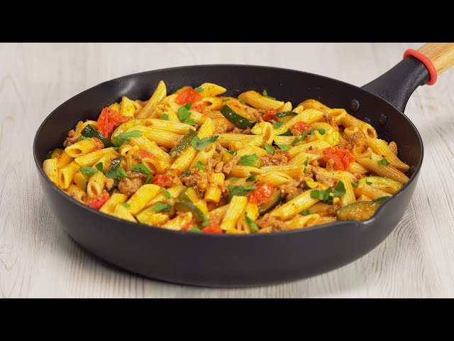 Изображение Итальянский ужин за 30 минут! Фарш и макароны в соусе с кабачками и помидорами!