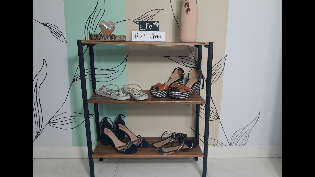 Sapateira feita com madeira de gavetas!!