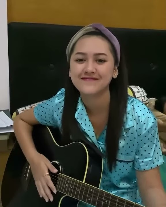 sampun LILO - HAPPY ASMARA - ( akustik )