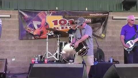 Thumbnail of Johnny Sonnier & Jimmy Breaux at the KBON Festival in Rayne on 10/07/2017.