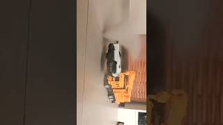 um tornado apareceu aq em casa