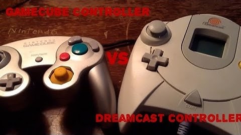GameCube controller vs Dreamcast controller