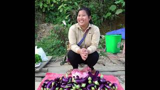 Download Lagu Single mother reenacts selling vegetables at the market while investigating two thugs. MP3