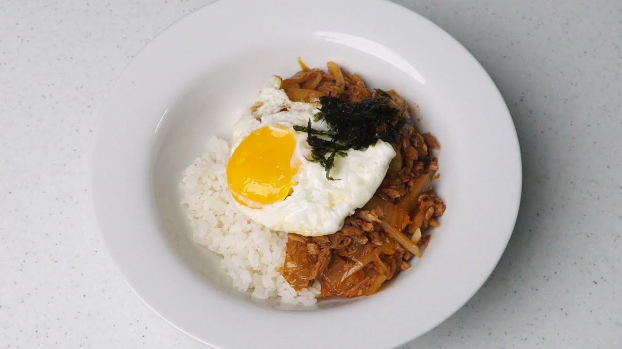 간단하고 맛있는 참치김치덮밥 How to make Korean tuna kimchi rice bowl YouTube