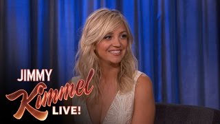 Abby Elliotts New Show