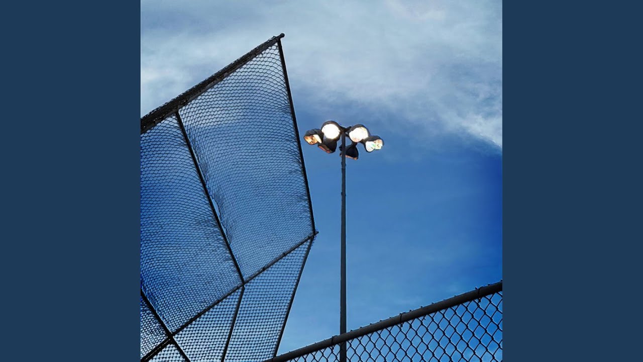 Obejrzyj Cleft w YouTube Obejrzyj Cleft w YouTube