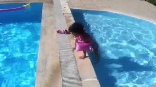 Masal Yuzme Ogreniyor