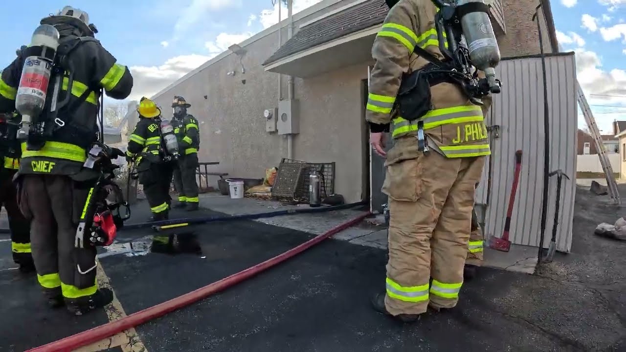 Bethlehem Township, Pa., Heights Market 2nd Alarm Fire 11/6/2025