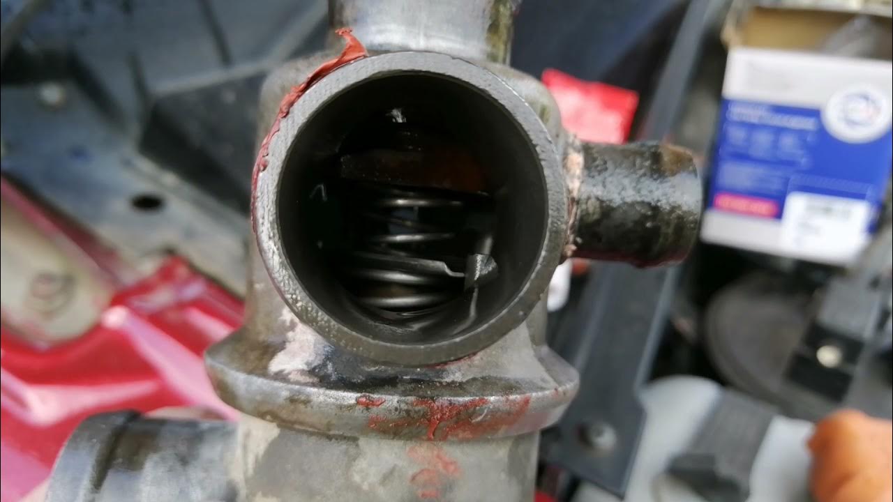 Замена термостата Шевроле Нива - YouTube