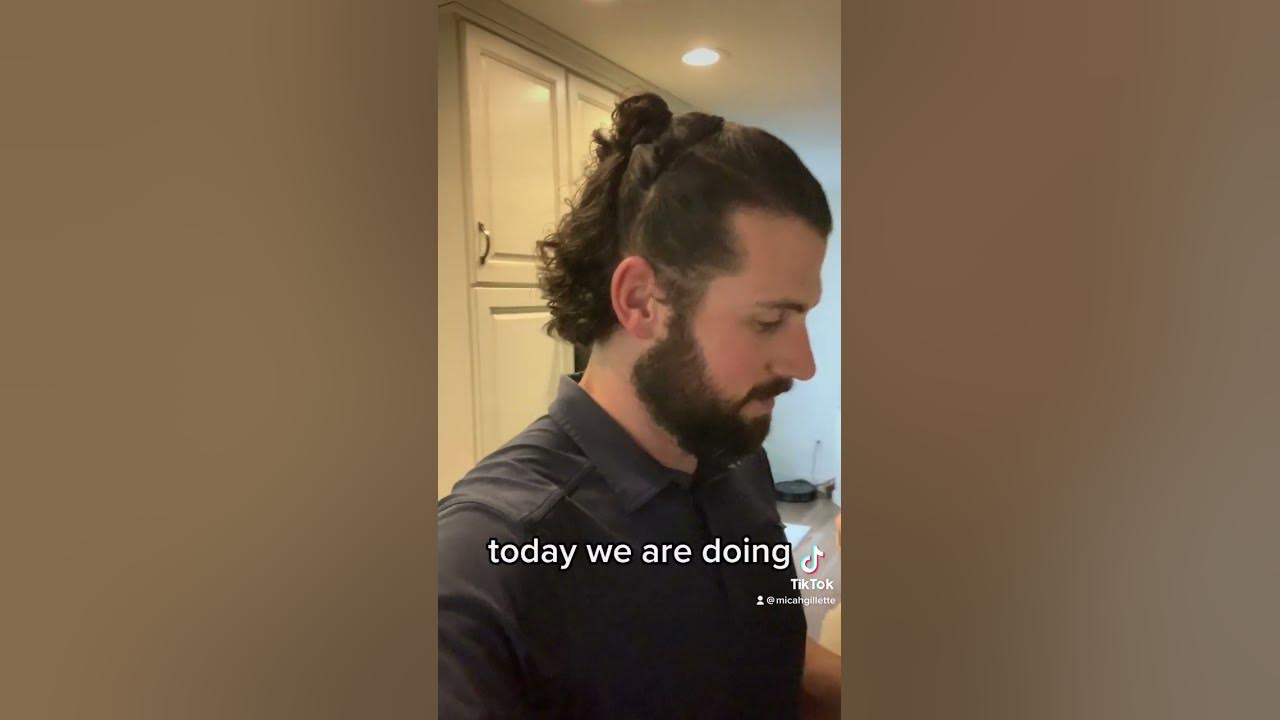 How to Make a Cottage Cheese Peanut Butter Chocolate and Honey Smoothie