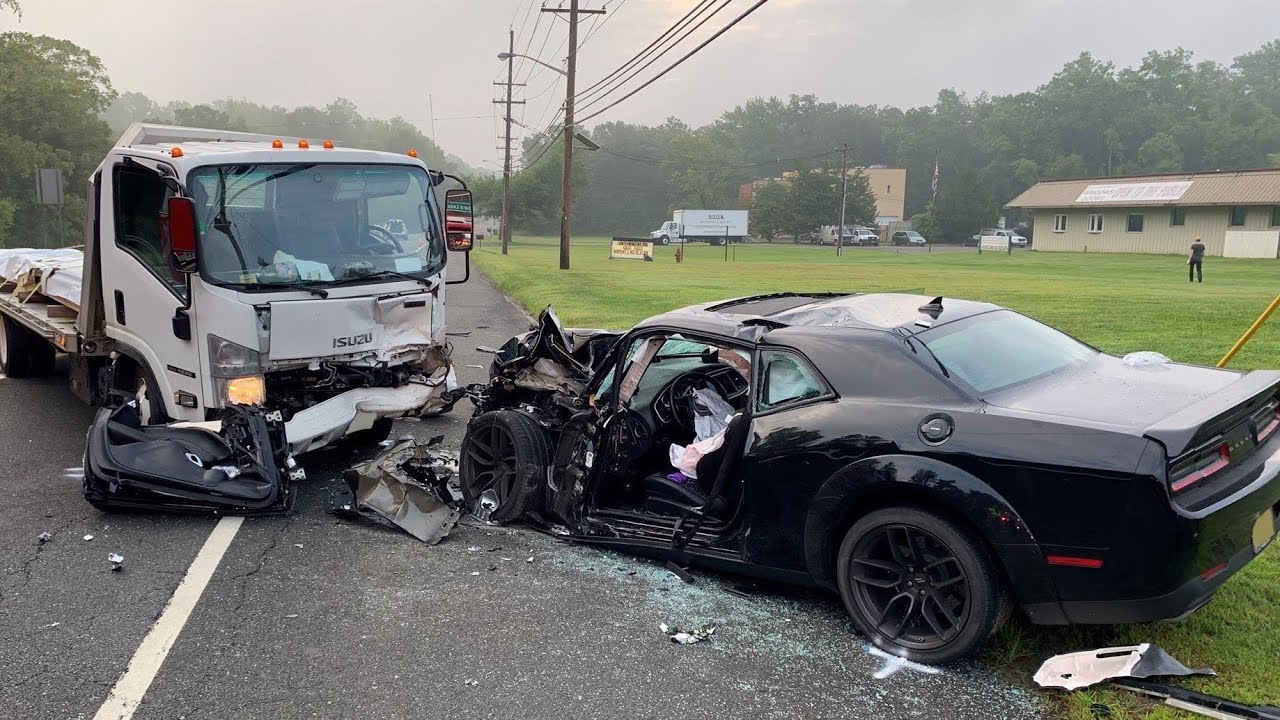 Muscle cars falling behind: Dodge Challenger and Dodge Charger ...