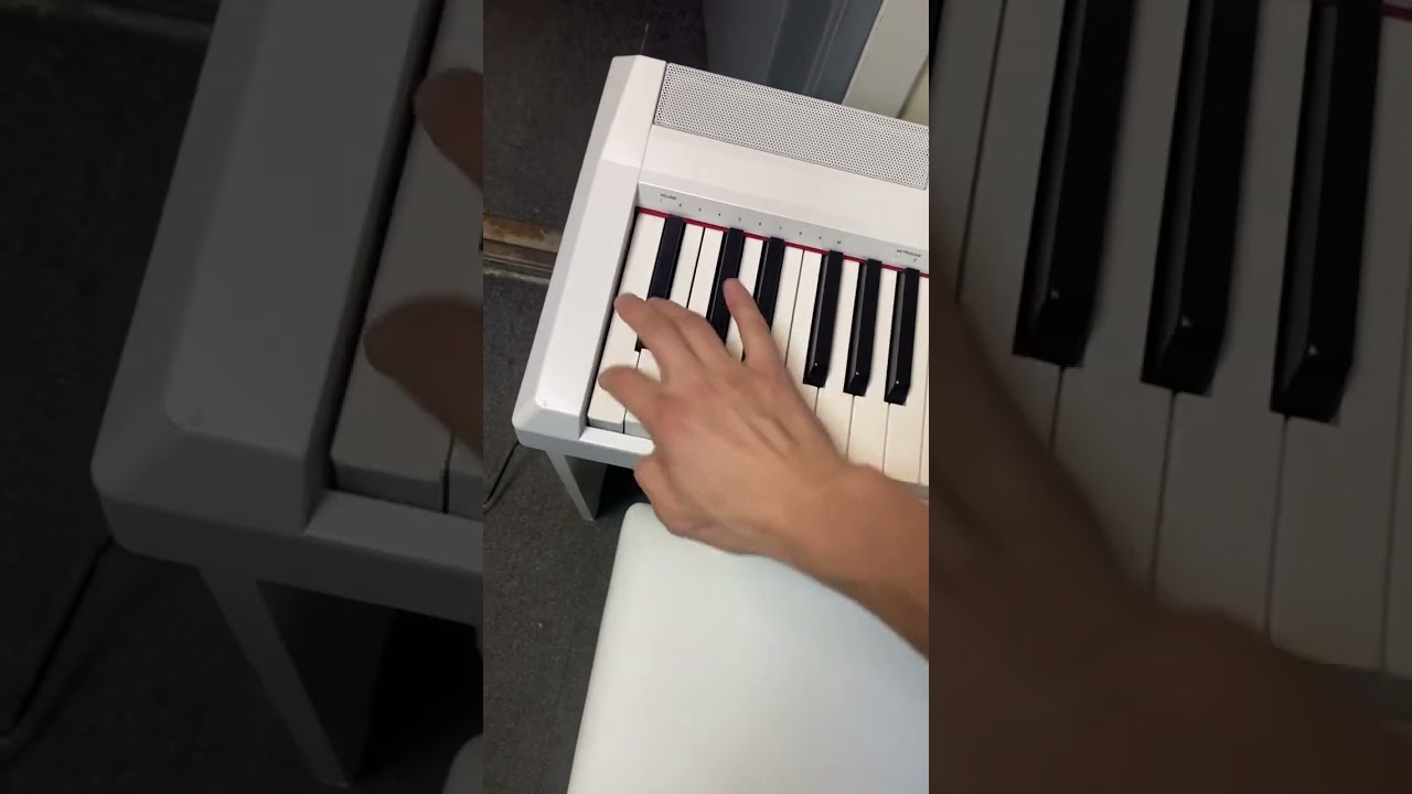 Обзор Yamaha p105 белая  цифровое пианино