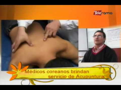 Médicos coreanos brindan servicio de acupuntura