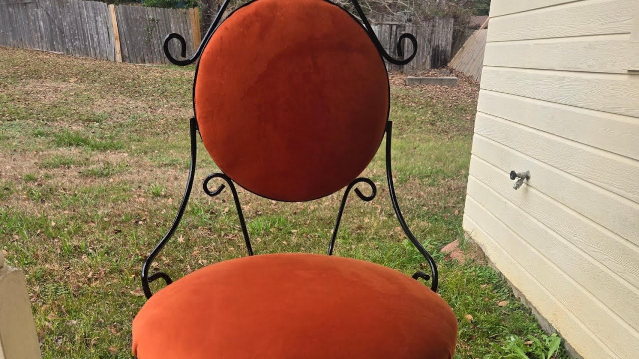 Vanity Chair Makeover| Easy DIY Glow-Up 