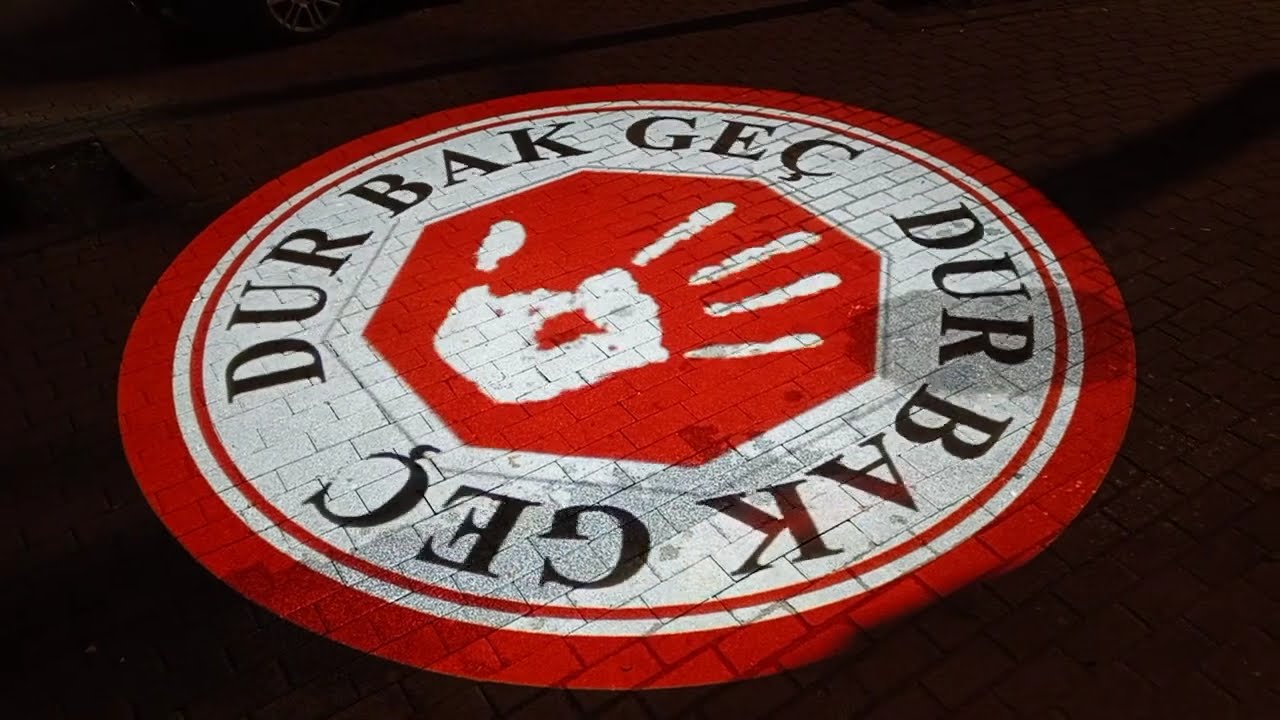 Dur Bak Geç Logosunu Logo Yansıt ile Zemine Yansıtın 3 YouTube player