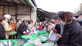 雖然下雨生意還是很好 叫賣哥 鮭魚 蝦子 Youtube 雖然下雨生意還是很好 叫賣哥 鮭魚 蝦子 Youtube