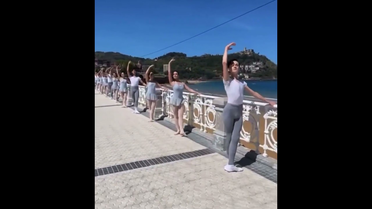 Iker Murillo Studio24 in Wear Moi