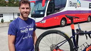 Revisando las BH Bikes el día de descanso de La Vuelta