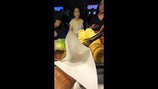 Live broadcast of street food specialties and fruit delicacies